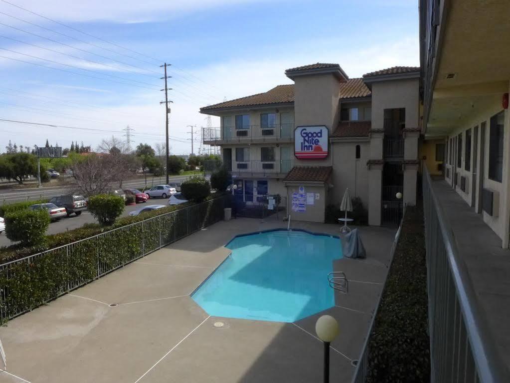 Rodeway Sacramento-university Area
