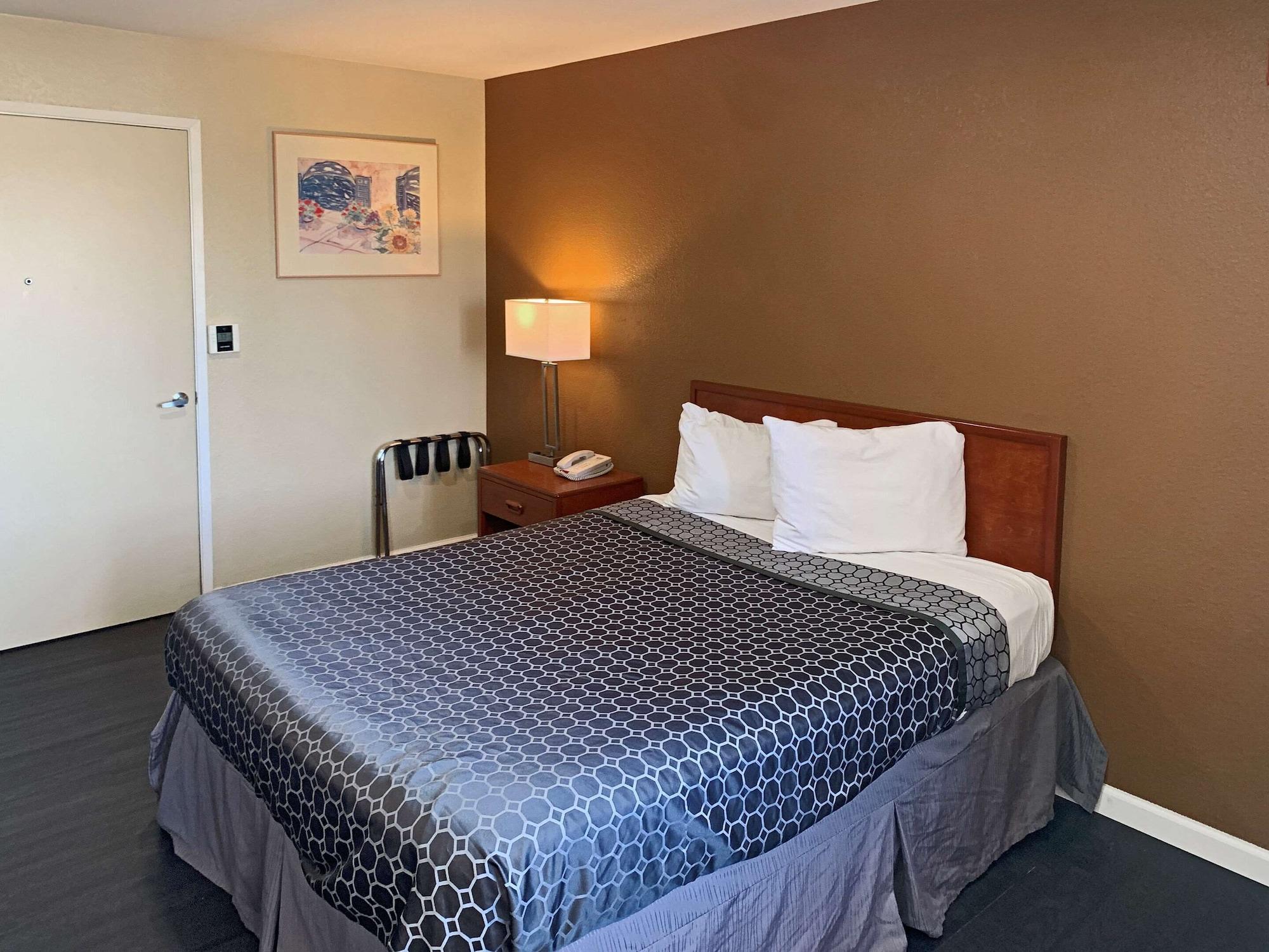 Rodeway Sacramento-university Area Inn 2*