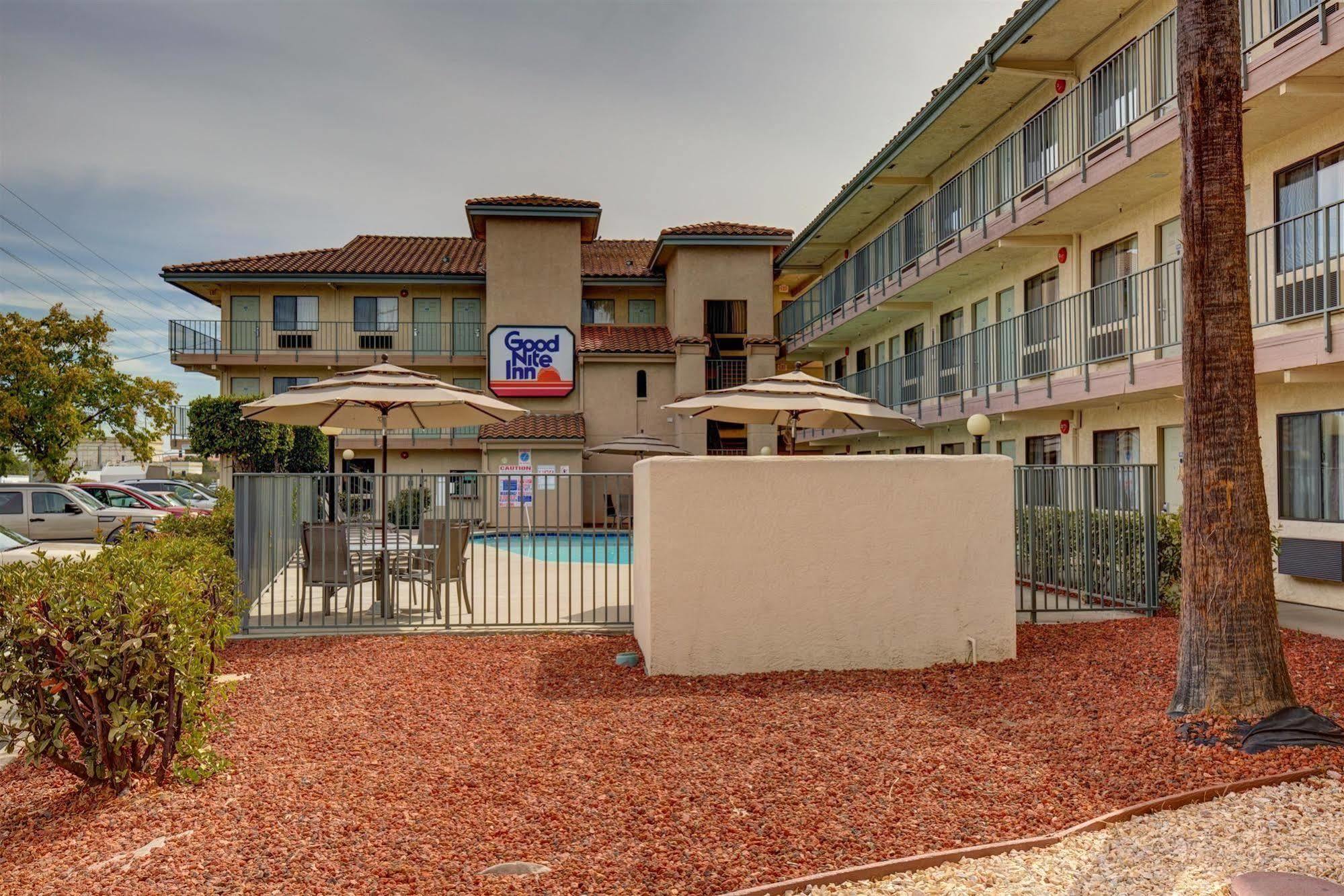 Rodeway Sacramento-university Area 2*